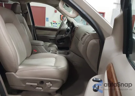 2004 Mercury Mountaineer из США, поврежденный, VIN 4M2DU86WX4ZJ18438